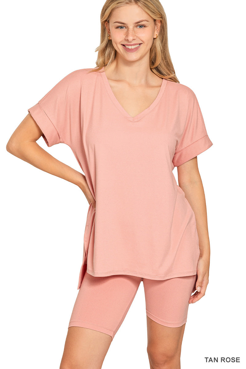 Brushed dty microfiber v-neck top & biker shorts