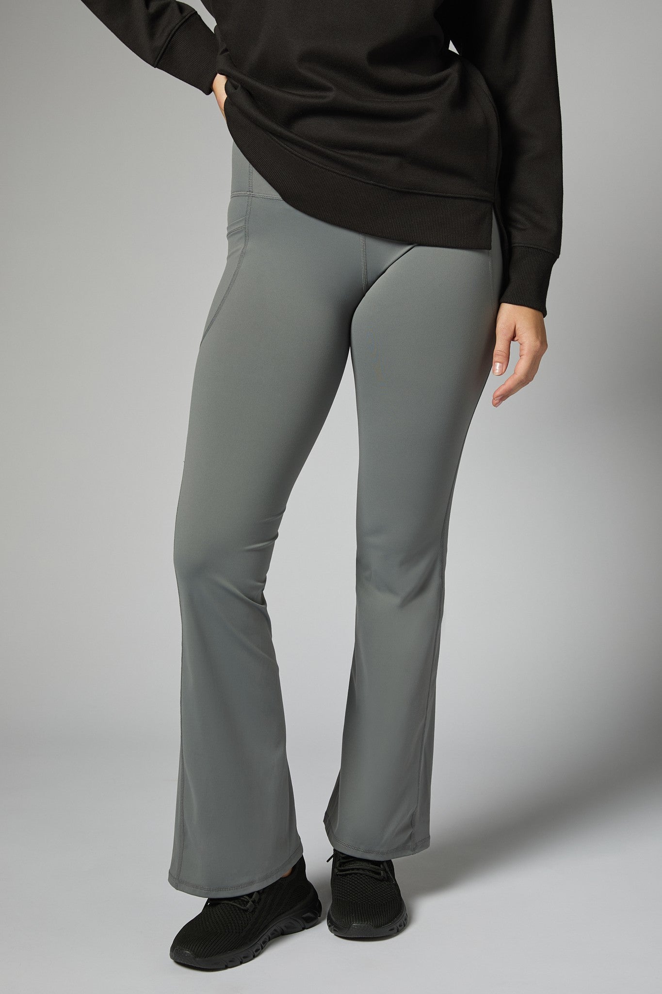 Tummy Control & Butt Lifting Flare Leggings