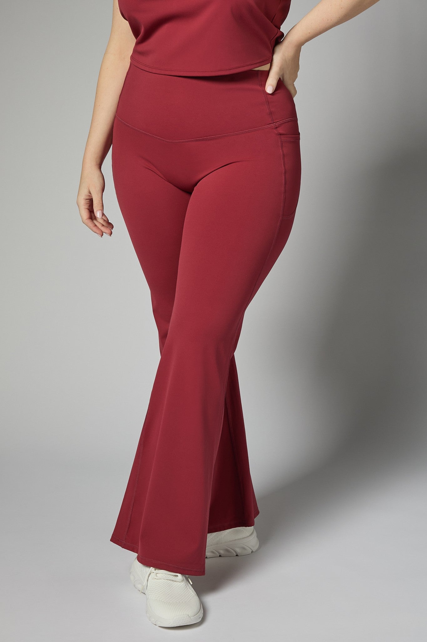 Tummy Control & Butt Lifting Flare Leggings