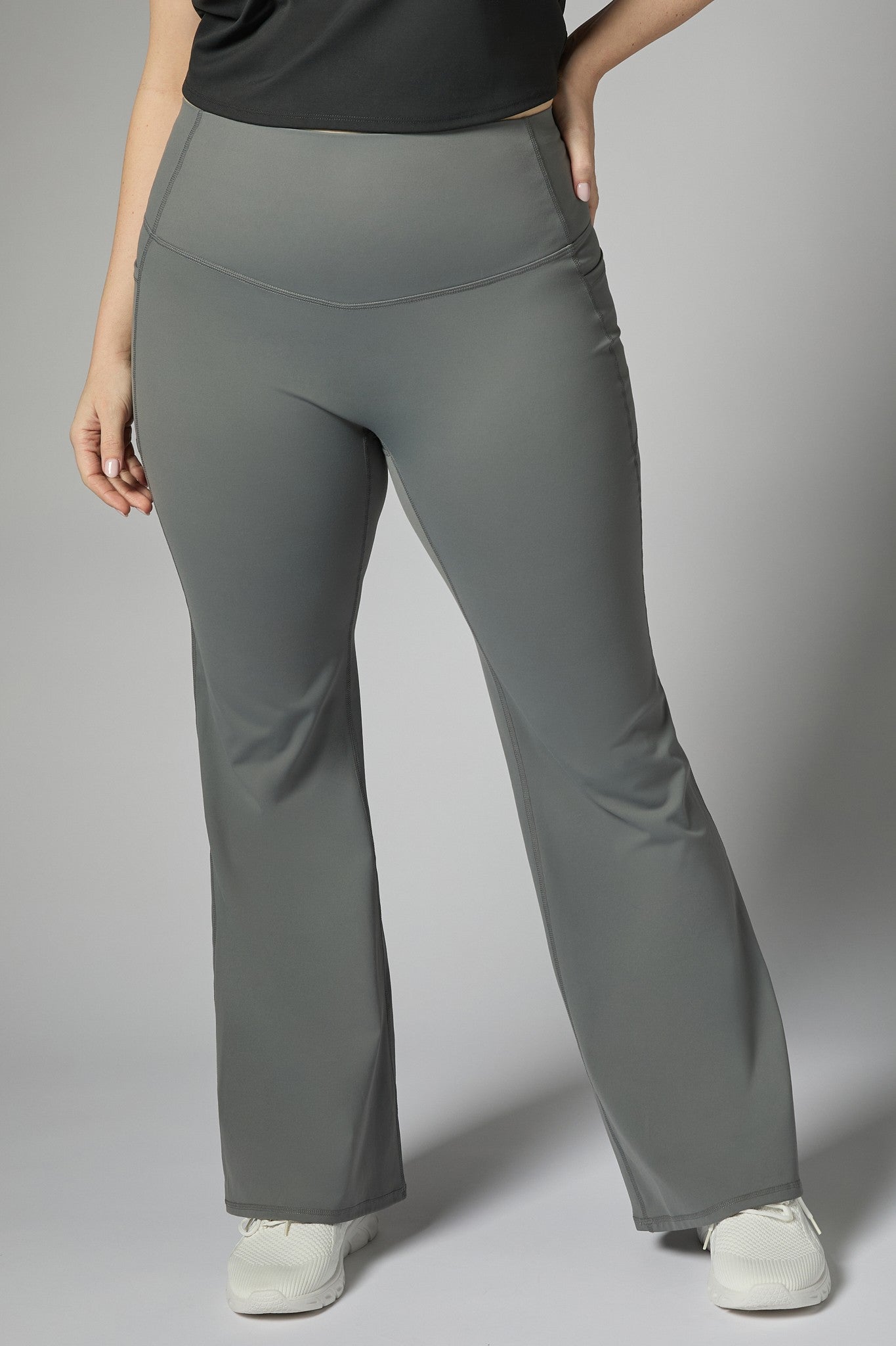 Tummy Control & Butt Lifting Flare Leggings