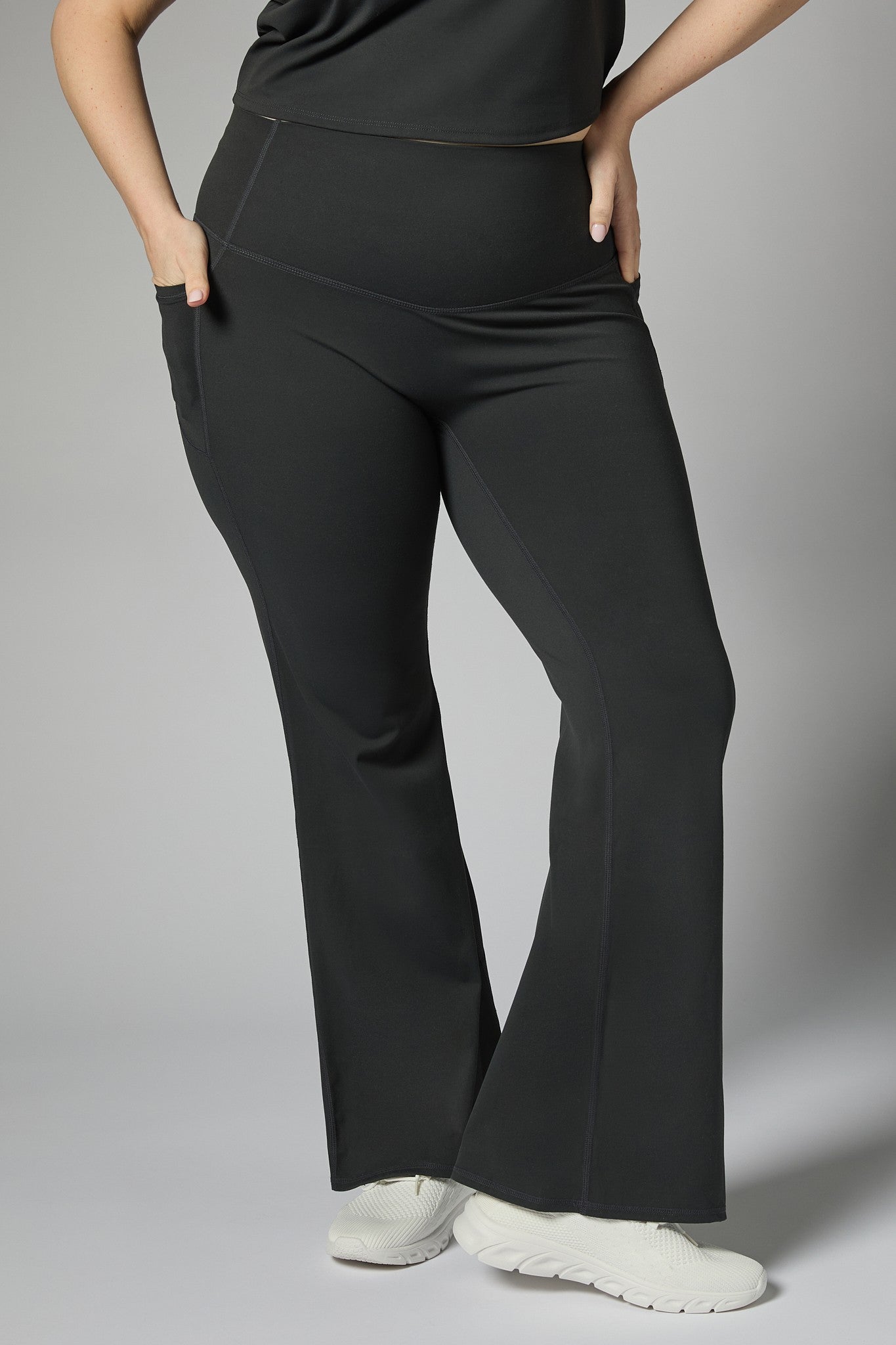 Tummy Control & Butt Lifting Flare Leggings