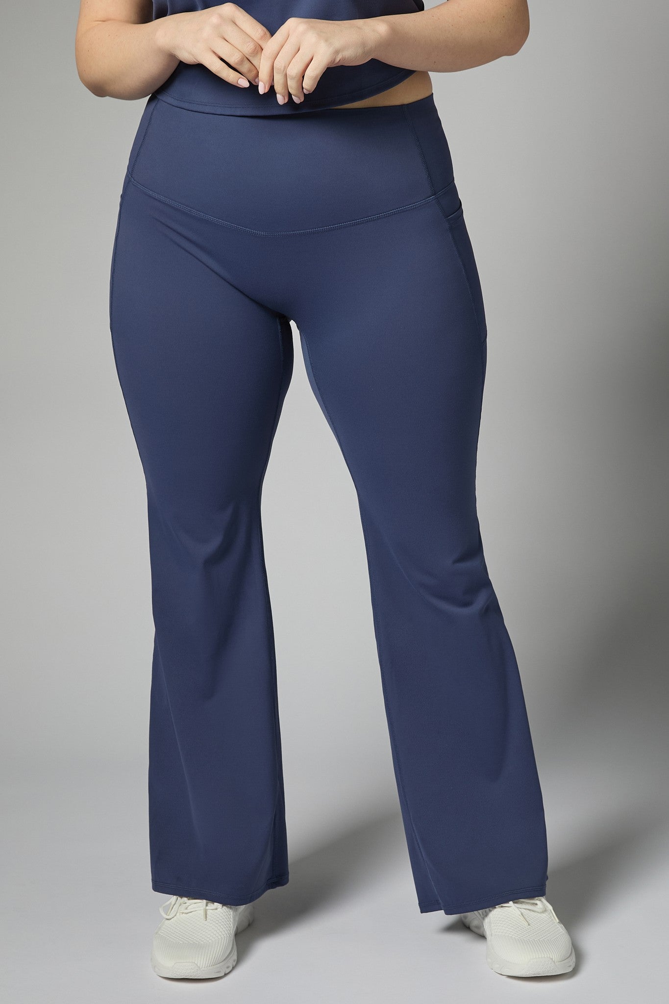Tummy Control & Butt Lifting Flare Leggings